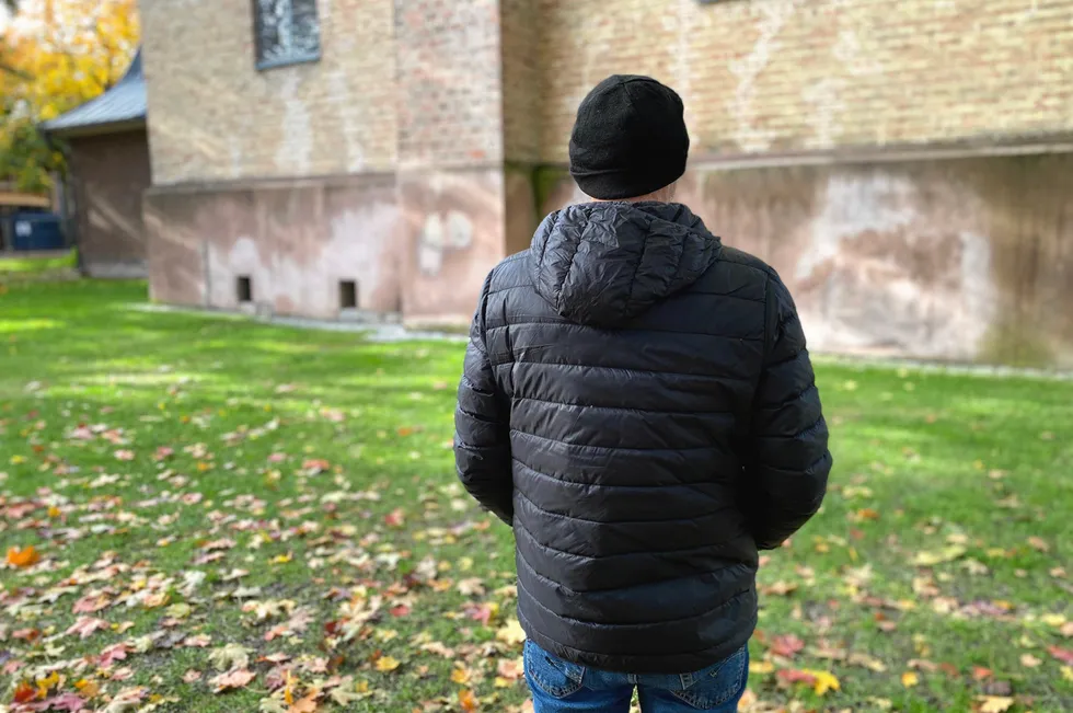 Den ansatte som saksøkte arbeidsgiveren Statnett, inngikk i høst et forlik. Nå advarer han om at ukulturen han opplevde, fortsetter.