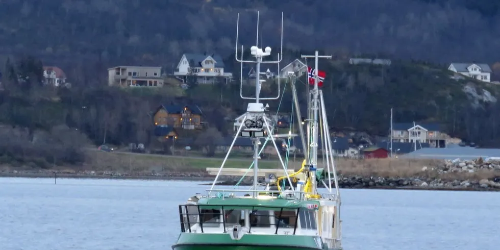 Klimagassutslippene fra fiskerinæringen går ned. Om det kommer flere el-sjarker, slik som «Karoline», kan utslippene bli enda lavere. Illustrasjonsfoto: Jon Eirik Olsen