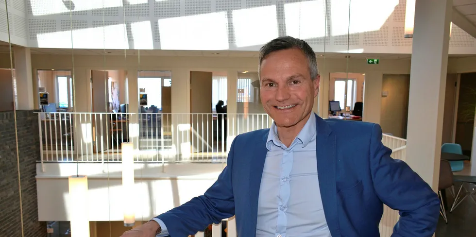 Eierkommunene er positive til det som så langt er presentert av planer for en fusjon mellom Nordkraft og Hålogaland Kraft. Mye tyder nå på at Nordkafts konsernsjef Eirik Frantzen, vil lede et fusjonert selskap fra nyttår 2021.