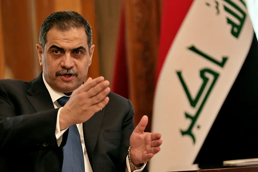 Iraks forsvarsminister Najah al-Shammari har levd et dobbeltliv. I Sverige har han hatt et annet navn og mottatt trygdepenger.