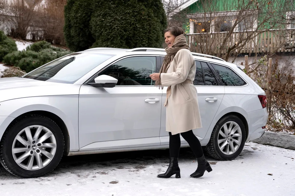 Det tok ikke mange minutter fra Siri Kristine Nordby la ut sin Skoda Superb – 2016 modell – før potensielle bilkjøpere tok kontakt.