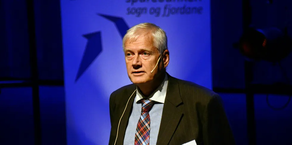 Konsernsjef Johannes Rauboti i SFE, er godt fornøyd med resultatet etter første halvår til tross for at det nesten er halvert i fra i fjor.