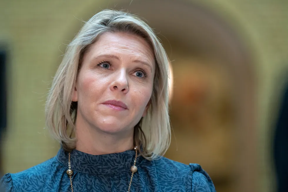 Sylvi Listhaug mener ingen etniske minoriteter skal ha spesielle rettigheter, og viser til likhet for loven. Det gir lite mening.