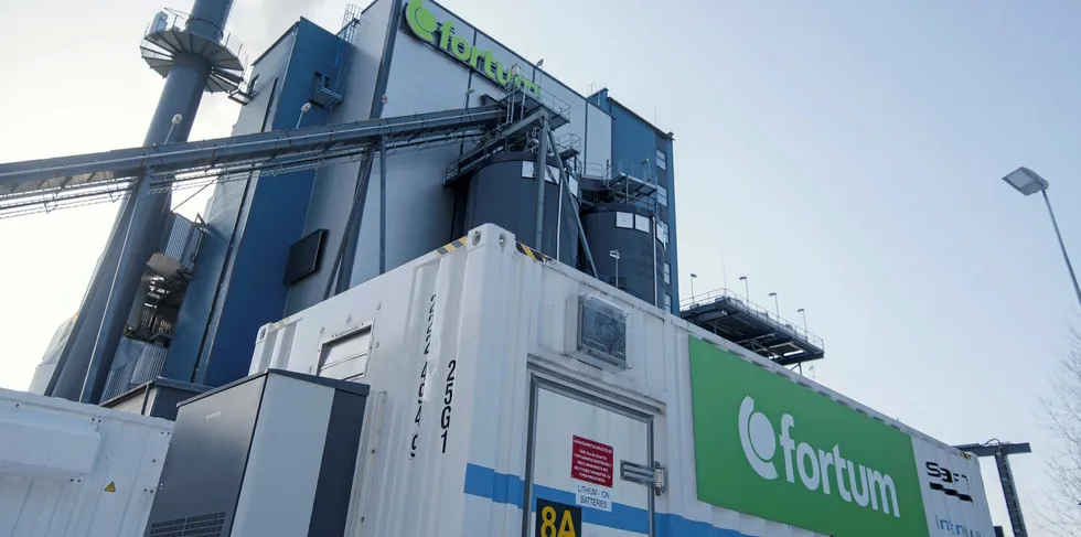 Fortum har nå solgt fjernvarmevirksomhet i Järvenpää i Finland. Tidligere i sommer ble anlegget i Joensuu solgt. Nå vurderer selskapet hva de vil gjøre med fjernvarmeanleggene i Polen og Baltikum.