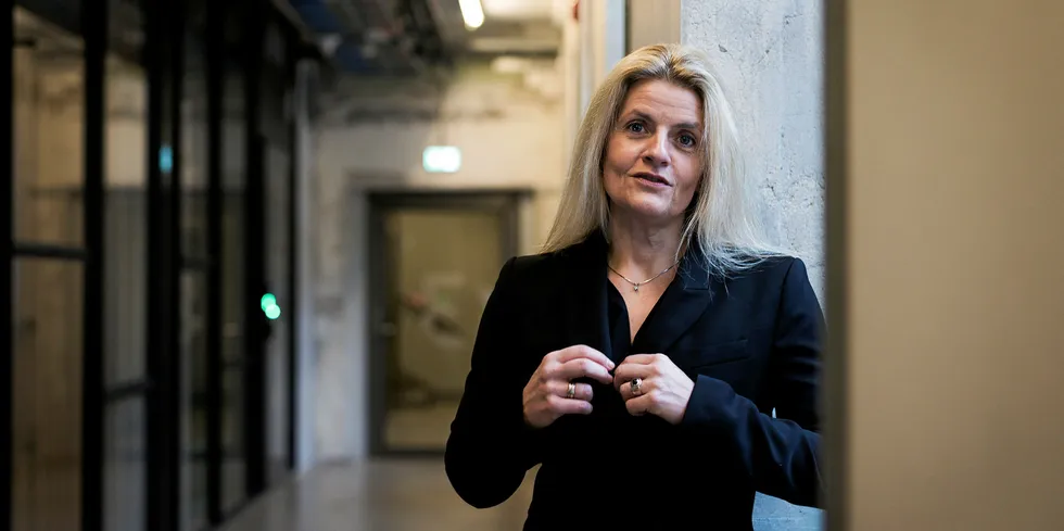 Forbrukerdirektør Inger Lise Blyverket mener forsikringsavtalene strømleverandørene tilbyr er så dårlige at det er svært få som vil ha nytte av en slik avtale.
