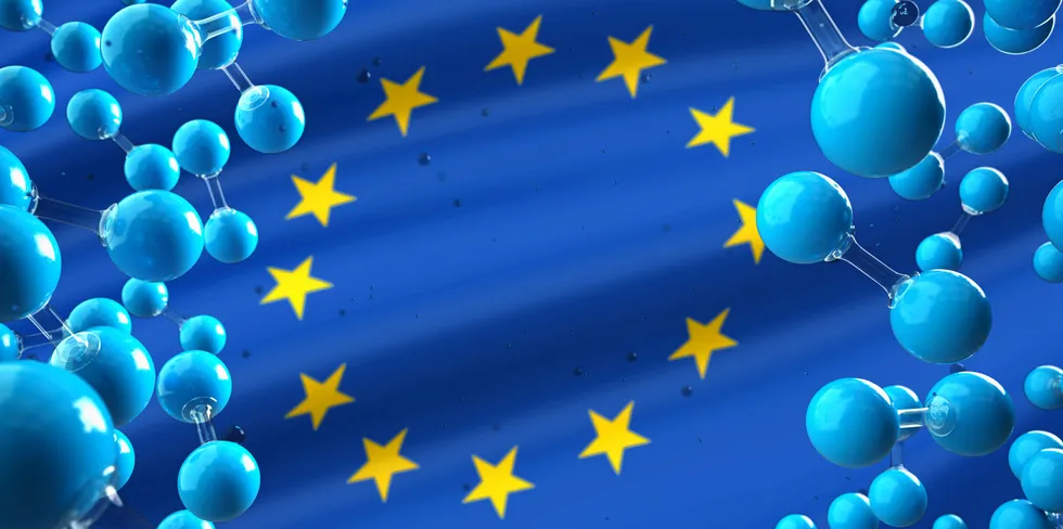 For å hindre at hydrogen-produksjon tar for mye av tilgjengelig strøm, vil EU-kommisjonen sette strenge krav til strømmen som brukes.
