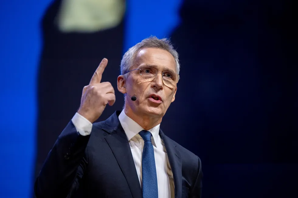 For Nato-sjef og «handlingsregelens far», Jens Stoltenberg, må det være lett ironisk: Handlingsregelen gjør det politisk umulig å gi Norge det forsvaret vi trenger, skriver Ola Kvaløy.