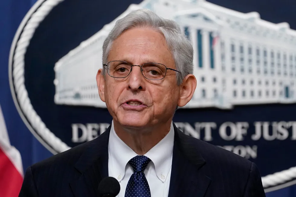 Mandag kveld norsk tid orienterte USAs justisminister, Merrick Garland, om kriminell aktivitet fra en statlig aktør på amerikansk jord.