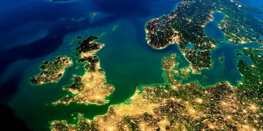 Satellittbildet gir et inntrykk av strømforbruk i Norge og de landene vi er tilknyttet via utenlandskabler.