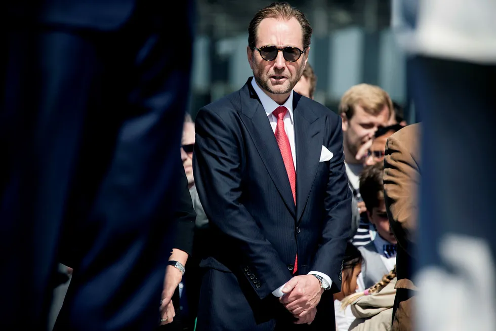 Det Kjell Inge Røkke-kontrollerte selskapet Aker har slått seg sammen med Norske Skog-långiver Oceanwood og vil by på fabrikkene til Norske Skog Foto: Ida von Hanno Bast