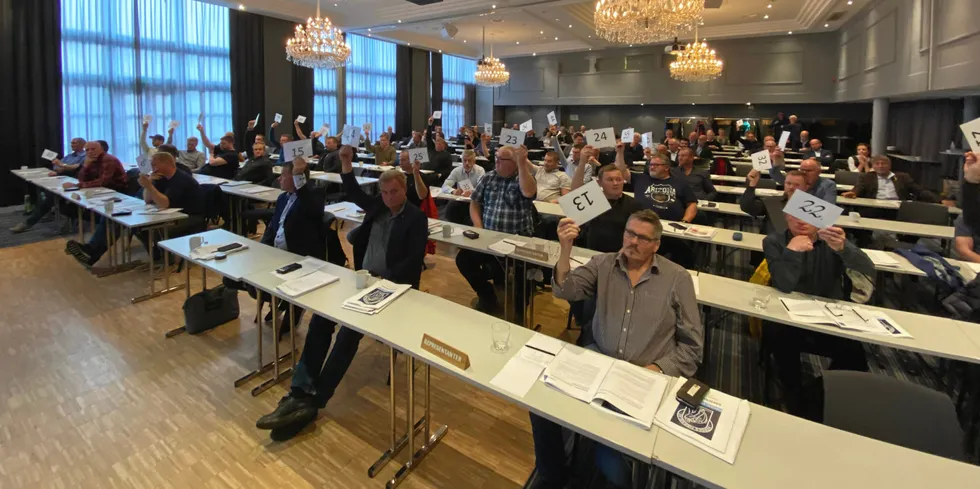 Alle minus én i Fiskarlaget Nord stemte for å forlate Norges Fiskarlag.