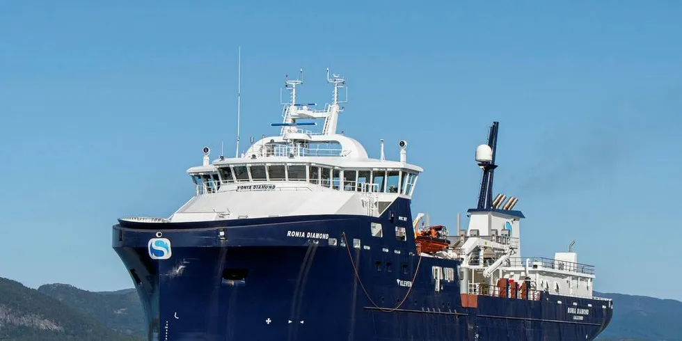 Brønnbåten "Ronia Diamond" er bygget av Kleven Verft for Sølvtrans. Den går på kontrakt med Cermaq Chile, og er en av rederiets 21 båter.Foto: Kleven Verft