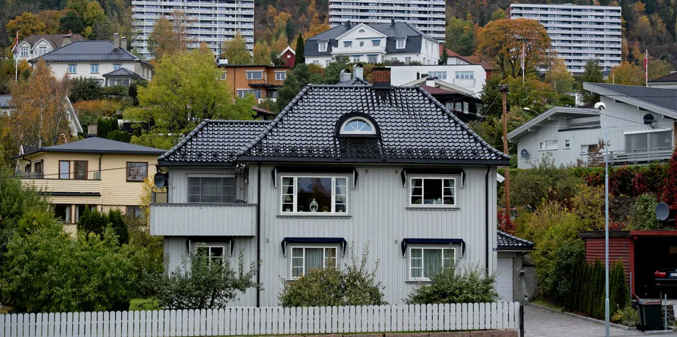 Strømforbruket i Drammen og resten av Sør-Norge er langt lavere i september i år, enn i samme måned i fjor. Særlig husholdningene har kuttet forbruket.