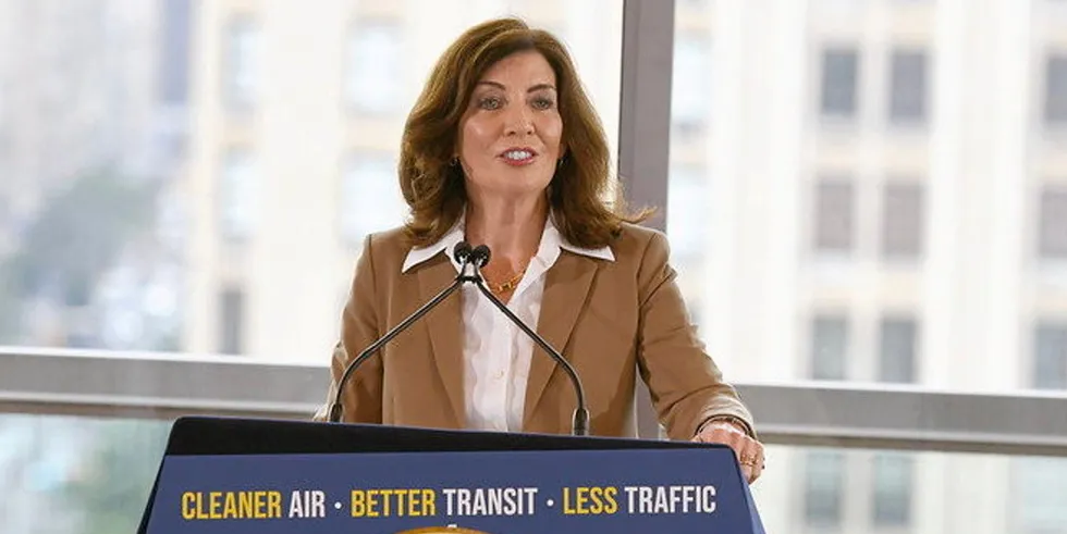Guvernør Kathy Hochul sier at beslutningen var nødvendig for å opprettholde rimelige priser i kjølvannet av globalt økonomisk press