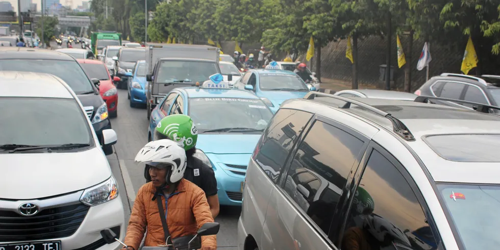 Bybilde fra Indonesias hovedstad Jakarta. Landet ønsker ikke lenger å ta i mot laks og ørret fra Norge, før man går med på nye krav.