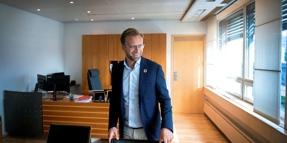 Digitaliseringsminister Nikolai Astrup, får nå ansvaret for å koordinere bærekraftsmålene i Norge.