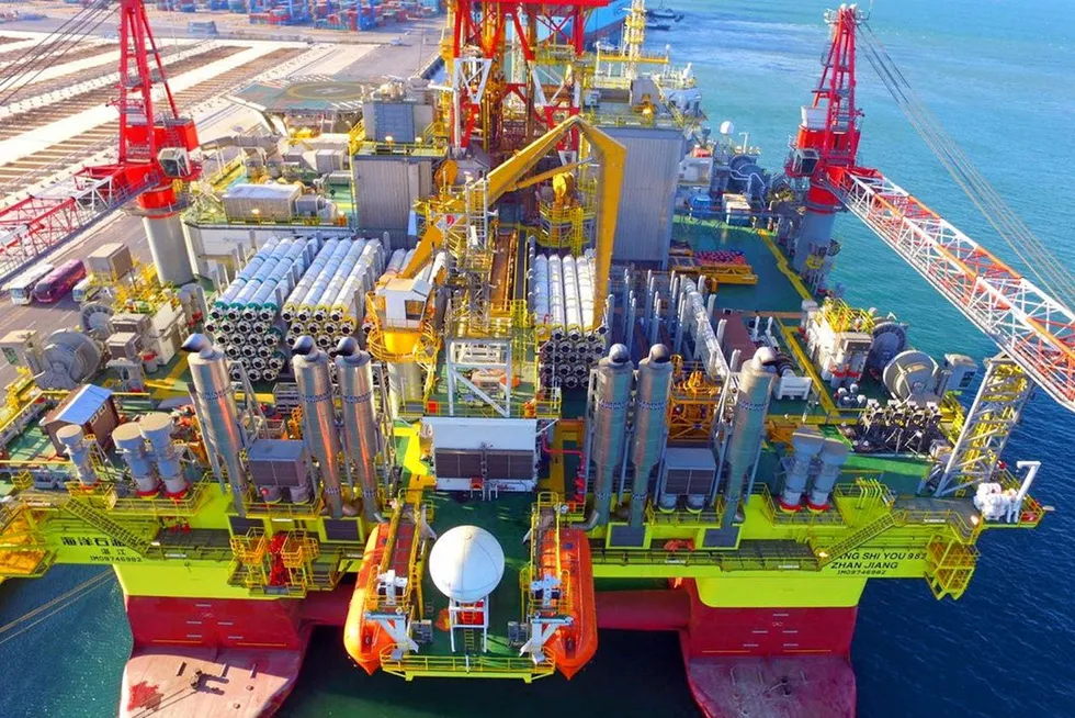 Newbuild: COSL’s semi-submersible drilling rig Hai Yang Shi You 982.