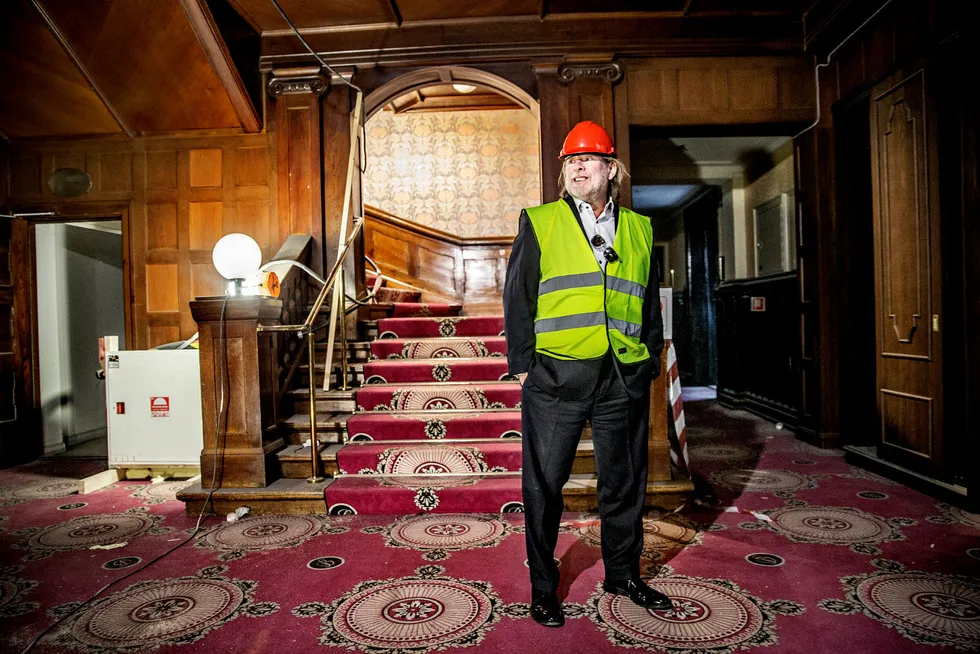 Odd Reitan restaurerer ærverdige Britannia Hotell i Trondheim. En gammel drøm er i ferd med å gå i oppfyllelse. Foto: Øyvind Nordahl Næss
