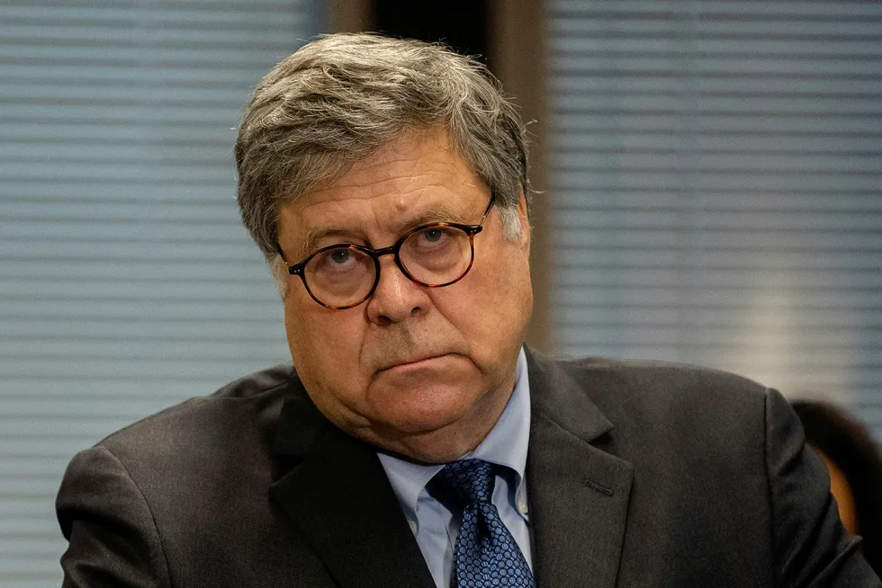 USAs justisminister William Barr ønsker strengere straffer mot personer som begår voldshandlinger i forbindelse med demonstrasjoner.