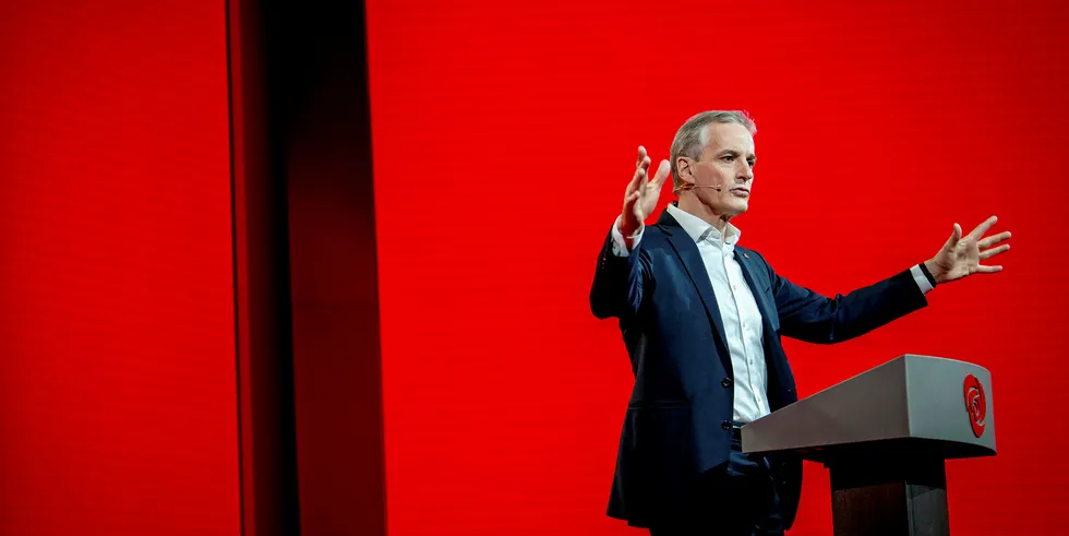 Partileder Jonas Gahr Støre har selv ledet arbeidet med å lage første utkast til Arbeiderpartiets neste partiprogram.