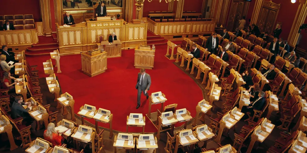 Saken om funksjonelt skille vil faktisk bli avgjort i stortingssalen, og ikke i komiteen slik som er vanlig.