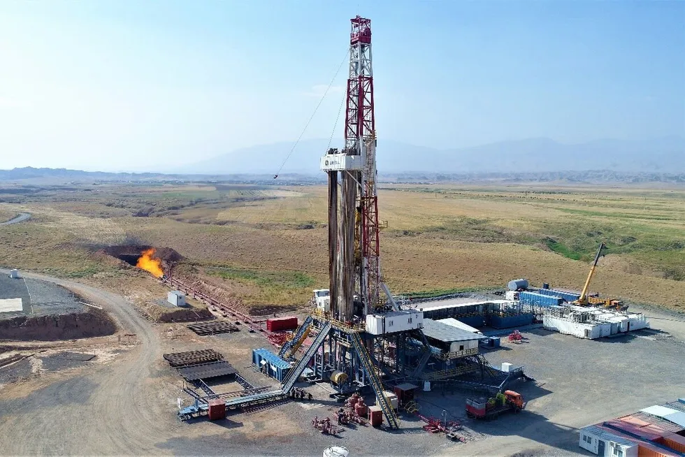 A drilling rig at the discovery well of the M-25 gas and condensate field in Uzbekistan