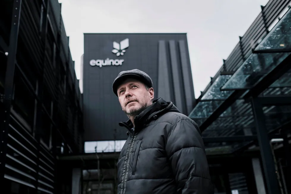 Owe Ingemann Waltherzø synes det er overraskende at selskapet i løpet av 50 år ikke har funnet en kvinnelig konsernsjef.