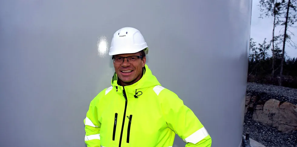 Tor Arne Pedersen, administrerende direktør i Scanergy, går nå over som leder av utviklingsselskapet i det nyfusjonerte selskapet Cloudberry Clean Energi.