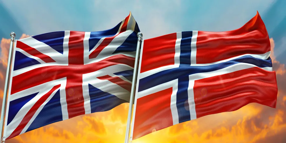 Det er ukjent hvilken brite som fikk den første norske strømmen. Kanskje var det dronningen, men mer sannsynlig tilfalt den en fullstendig uvitende engelskmann gjennom regulermarkedet.