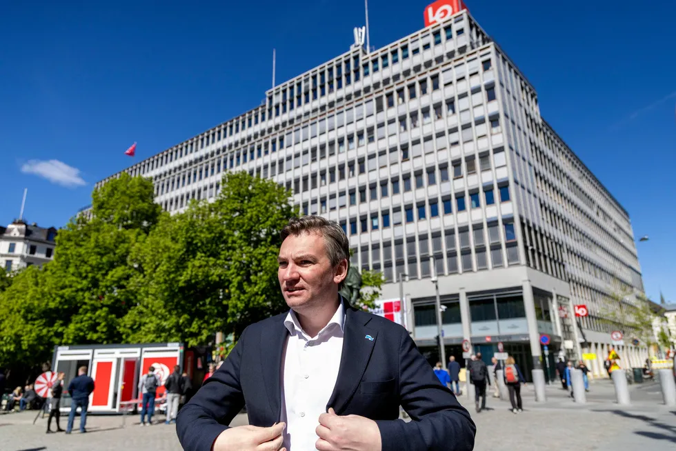  Nå skal vi ta de rike.