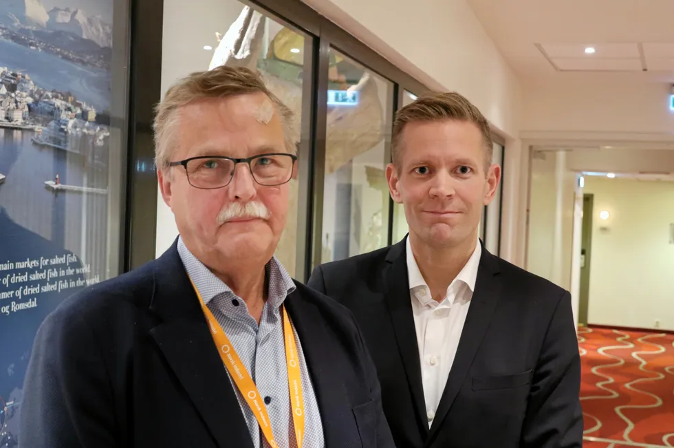Administrerende direktør Kåre Øyvind Vassdal og (t.h.) og Knut Andresen i Brunvoll.