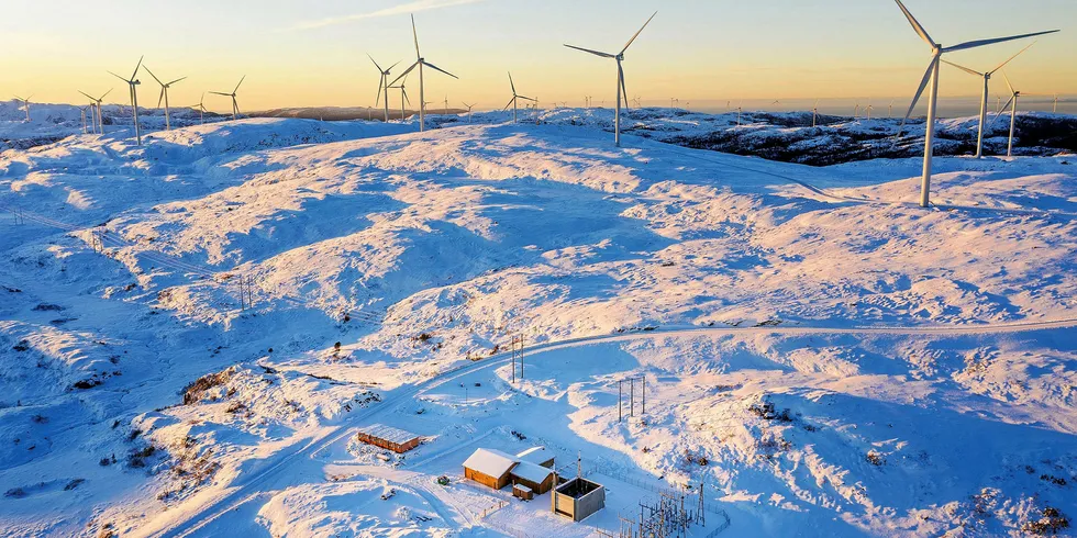 For første gang inkluderes opprinnelsesgarantier for hele volumet i en nordisk avtale Statkraft inngår. Opprinnelsesgarantiene leveres fra vindkraftproduksjon på Fosen.