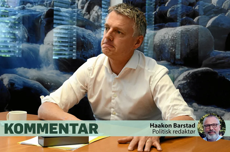 NVE-sjef Kjetil Lund ble misforstått og måtte presisere. Underveis la han frem knallharde argumenter for å endre på den timebaserte strømstøtten.