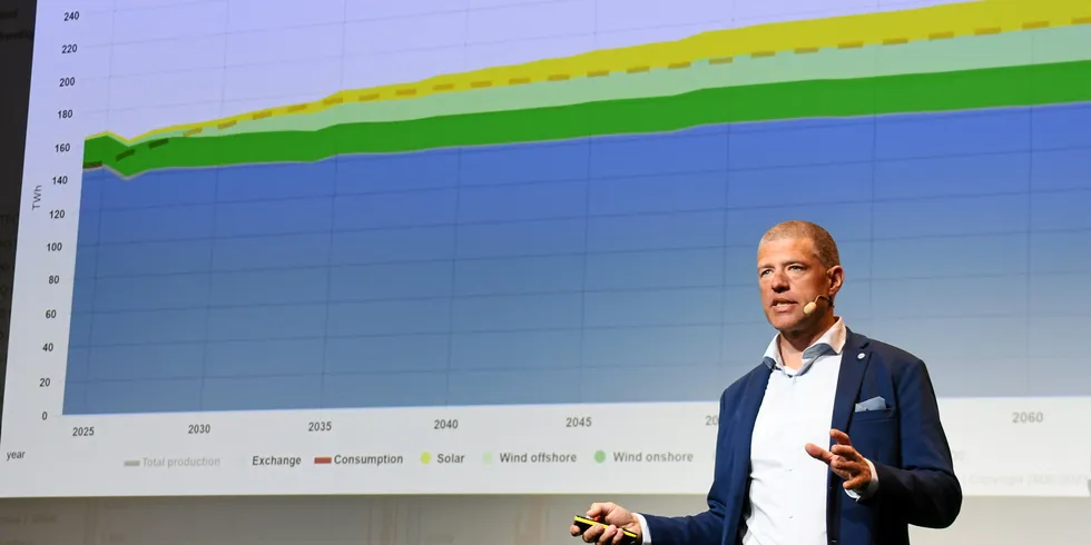 Andreas Myhre vil jobbe med fag også etter at han overtar sjefsjobben i Konsesjonskraft etter sommeren. Her på Entelioskonferansen i april i år.