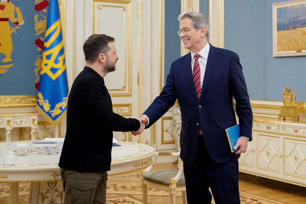 USAs nye finansminister, Scott Bessent, hadde med seg en økonomisk plan da han møtte president Volodymyr Zelenskyj i Kyiv på onsdag. USA ønsker tilgang til sjeldne mineraler og jordarter i landet.