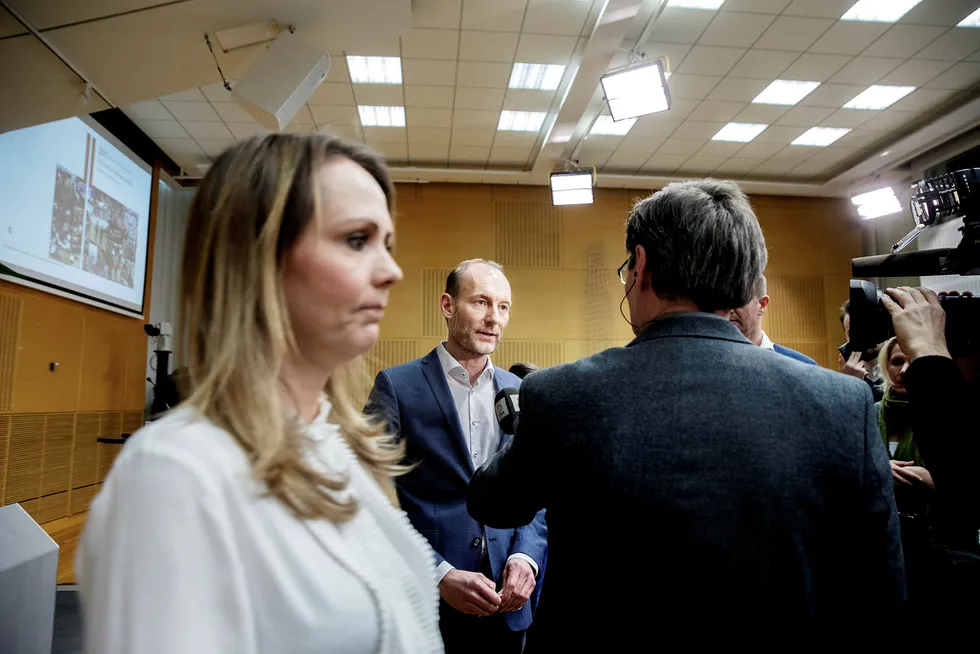 Knut Olav Åmås har ledet mediemangfoldsutvalget, som tirsdag overleverte sin rapport med forslag om mer støtte til mediene. Kulturminister Linda Hofstad Helleland syntes utvalget har tatt seg god råd. Foto: Linda Næsfeldt