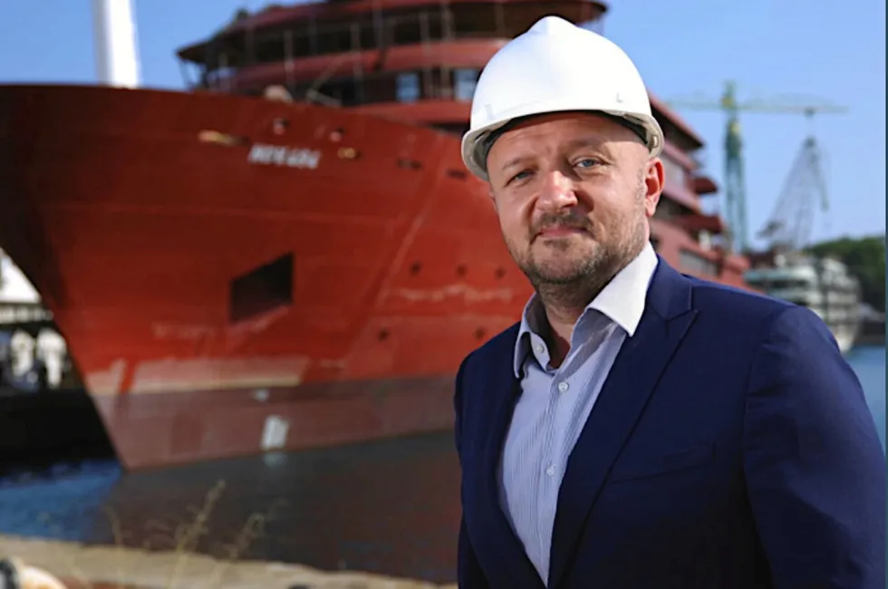 Tidligere styreleder i Kleven verft, Tomislav Debeljak, saksøkes sammen med selskapet DIV Group.