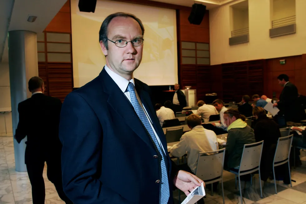 Finansdirektør Espen Gundersen i Tomra skal kjøpe seg ny hytte og liker ikke å låne penger i banken.