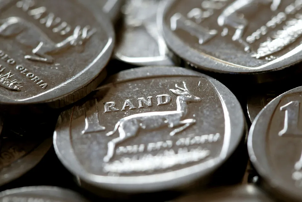 S & P kuttet mandag ratingen på den sørafrikanske utenlandsvalutaen til BB+. Det er den dårligste kredittvurderingen siden år 2000. Foto: Mike Hutchings