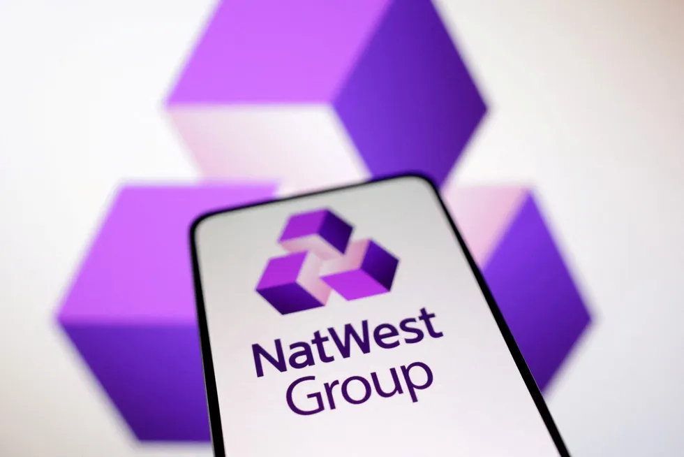 Natwest er delvis eid av den britiske stat.