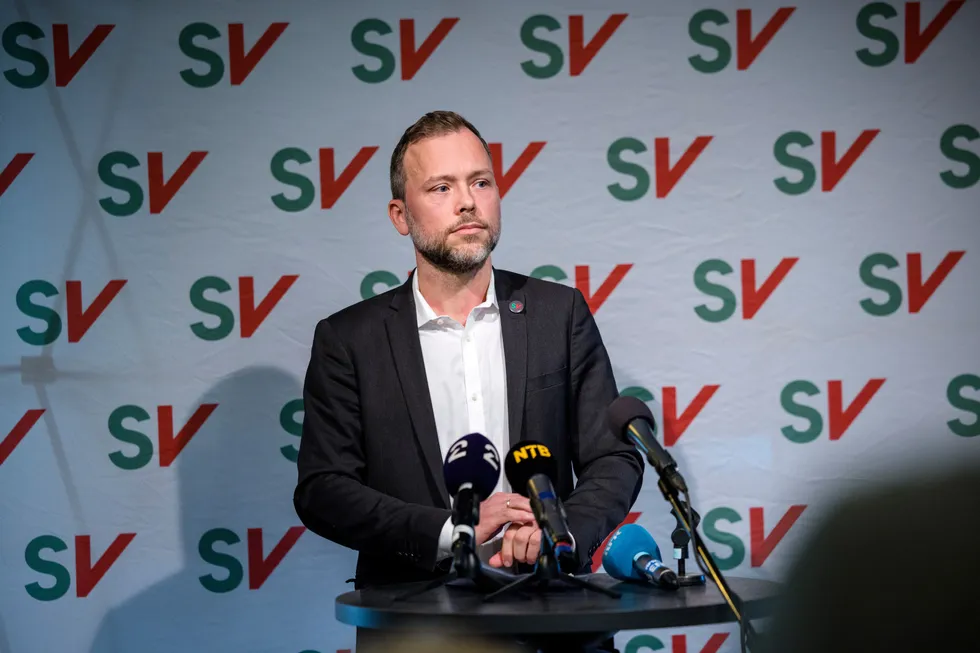 Tidligere SV-leder Audun Lysbakken har gitt ut en bok som kan si noe om hvordan forhandlingene med regjeringen om statsbudsjettet kan bli.