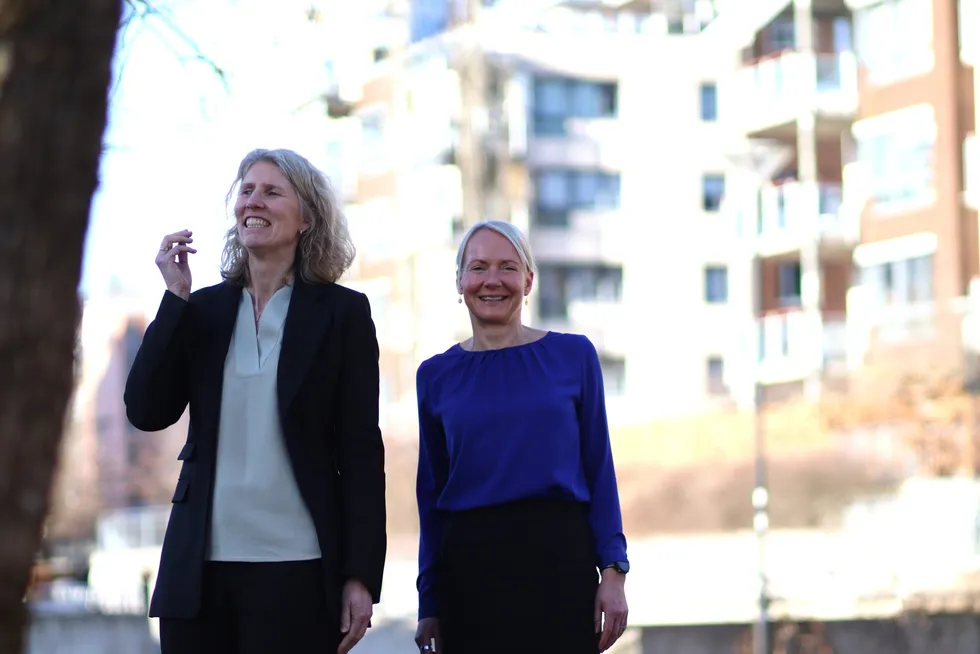 Konserndirektør for økonomi og finans i Statnett, Cathrine Lund Larsen, og bærekraftsdirektør Mai Lawson Oldgard.
