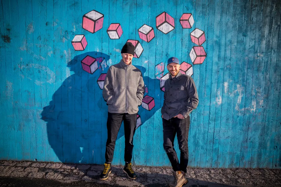 Da Arne-Morten Willumsen (til høyre) og Lasse Brurok startet Bookis var det hovedsakelig en plattform for fagbøker. I dag forteller gründerne at de trykker på for skape et «annerledes økosystem» i bokbransjen.