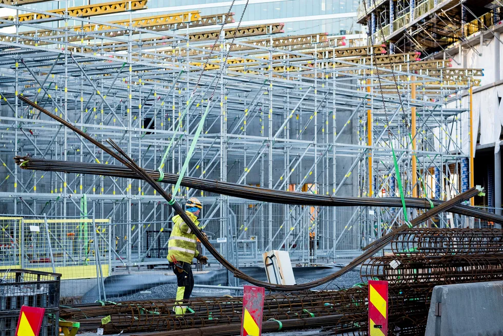Norske byggeplasser kan bli utslippsfrie med «enkle» tiltak, viser ny rapport. Foto: Skjalg Bøhmer Vold