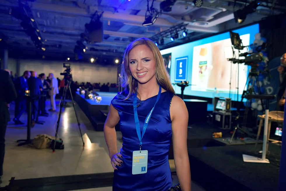 Kristdemokraternas Sara Skyttedal får kritikk for sine uttalelser om Centerpartiet og Liberalerna.