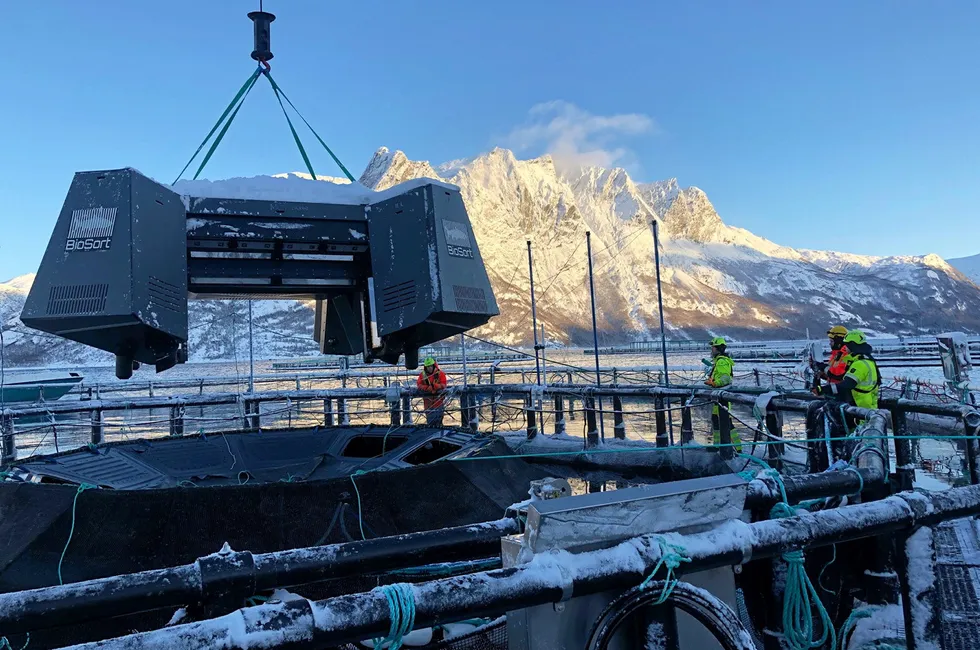 – Vi er egentlig ferdig med prosjektet, men det er en interessant teknologi, så vi er i dialog med Biosort og det de gjør videre, sier Snorre Jonassen i Cermaq om Ifarm.