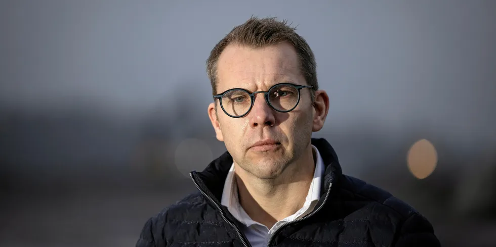 – Så lenge markedene fungerer, og vi får normal nedbør, så tror vi jo at vi har god forsyningssikkerhet i den norske vannkraften, i kombinasjon med å importere når vi trenger det, sier konsernsjef i Agder Energi, Steffen Syvertsen.