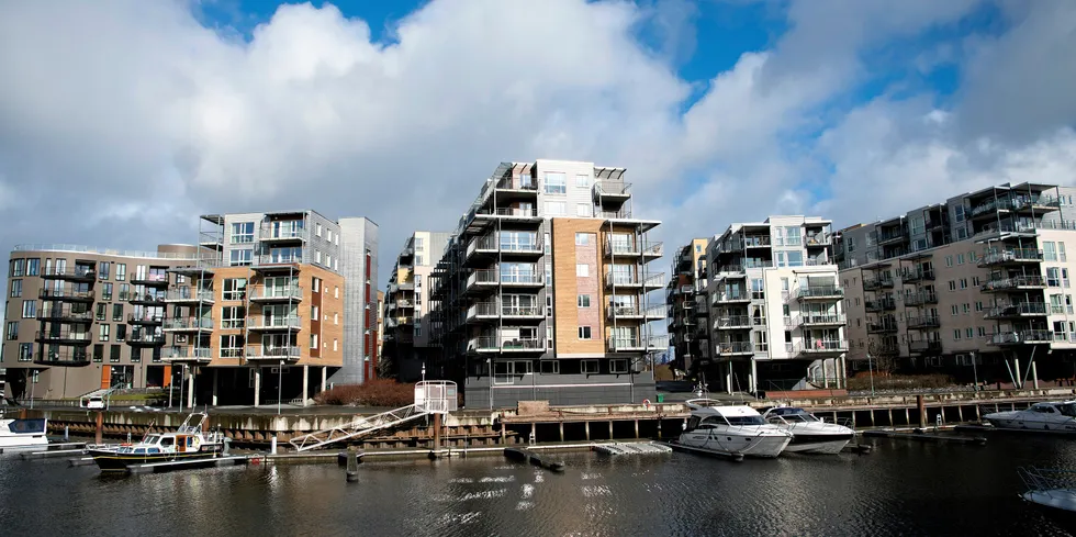 Trondheim, resten av Midt-Norge og Nord-Norge får igjen Europas laveste strømpriser mandag.