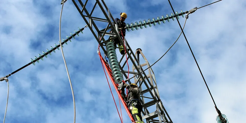 Kronikkforfatteren mener avgjørelsen i Energiklagenemnda viser at kileordningen må revideres. Odda Energi Nett ble Kile-ansvarlig for et utfall som skyldtes en brann i Statkrafts koblingsanlegg i Tysso