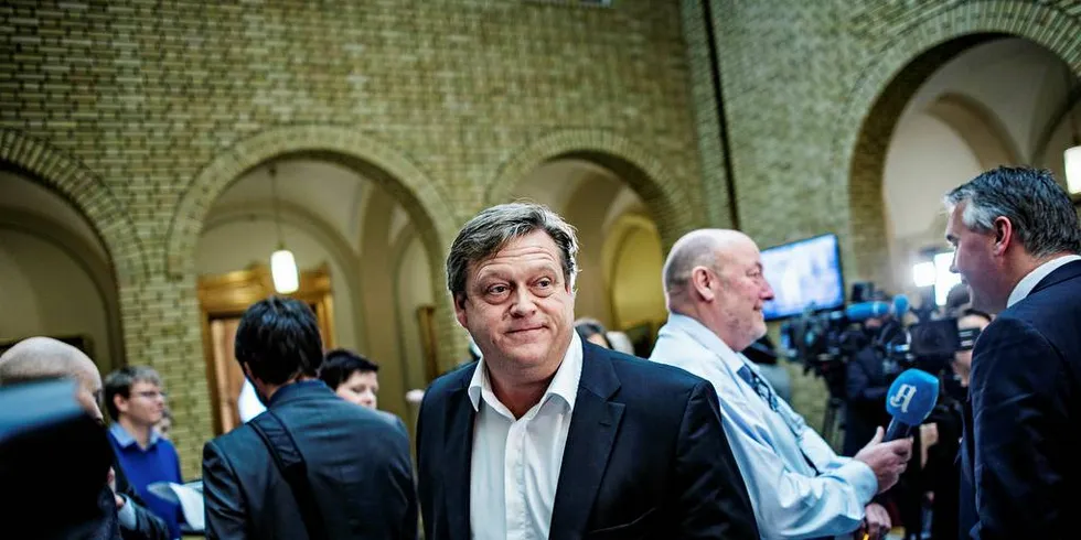 BUFFERSONE TIL GYTEFELT OG GYTEOMRÅDER: Fiskeriminister Harald T. Nesvik vil at Fiskeridirektoratet skal vurdere konsekvensene med en buffersone på 500 meter og en buffersone på 1000 meter fra lakselokalitet til gytefelt og gyteområder når det gjelder dumping av lakselusgift.Foto: Fartein Rudjord